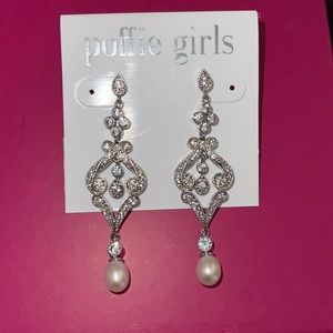 PEARL & CRYSTAL DROP EARRINGS